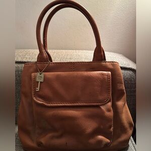 Tan vintage Fossil purse. 8in tall. Lots of storage